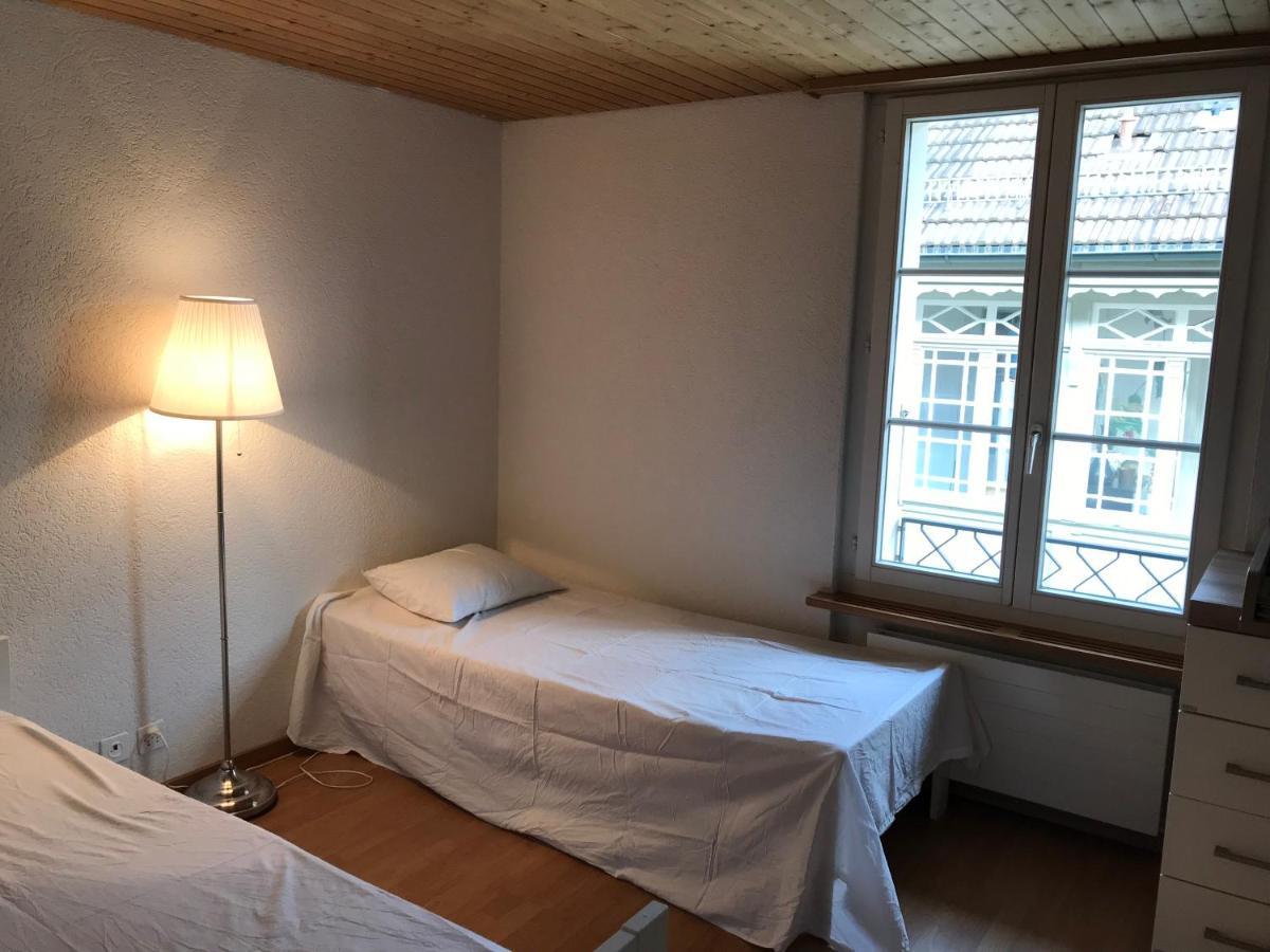 Simple Flat 72 M2 In The Centre Of Burgdorf With Private Parking Exterior foto