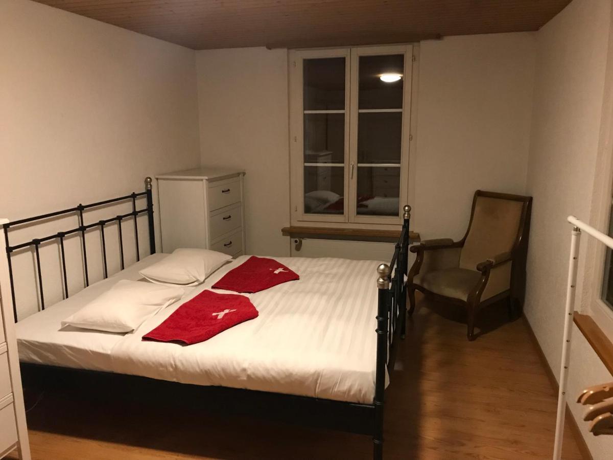 Simple Flat 72 M2 In The Centre Of Burgdorf With Private Parking Exterior foto